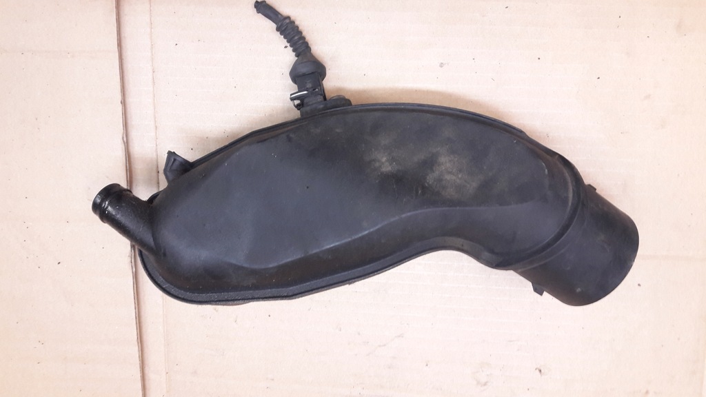 фото №3, Vw passat b5 2.8 v6 труба впуску повітрозабірник повітря