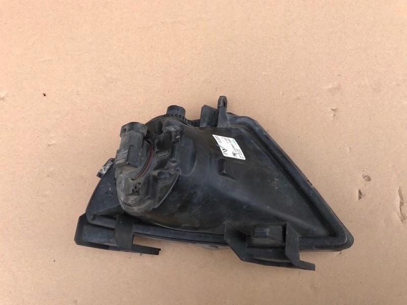 фото №2, Ford fiesta mk6 противотуманная фара правый