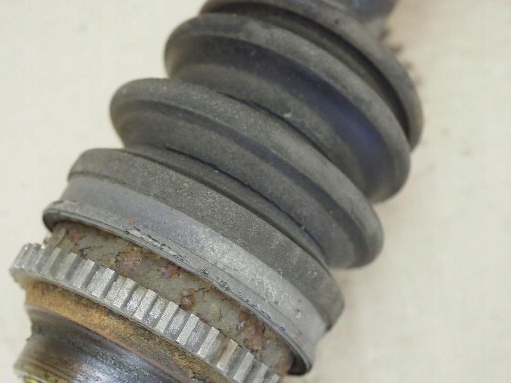 фото №7, Приводной вал левая mazda demio 1 2000r 1,3 1,5 abs автоматическая коробка передач