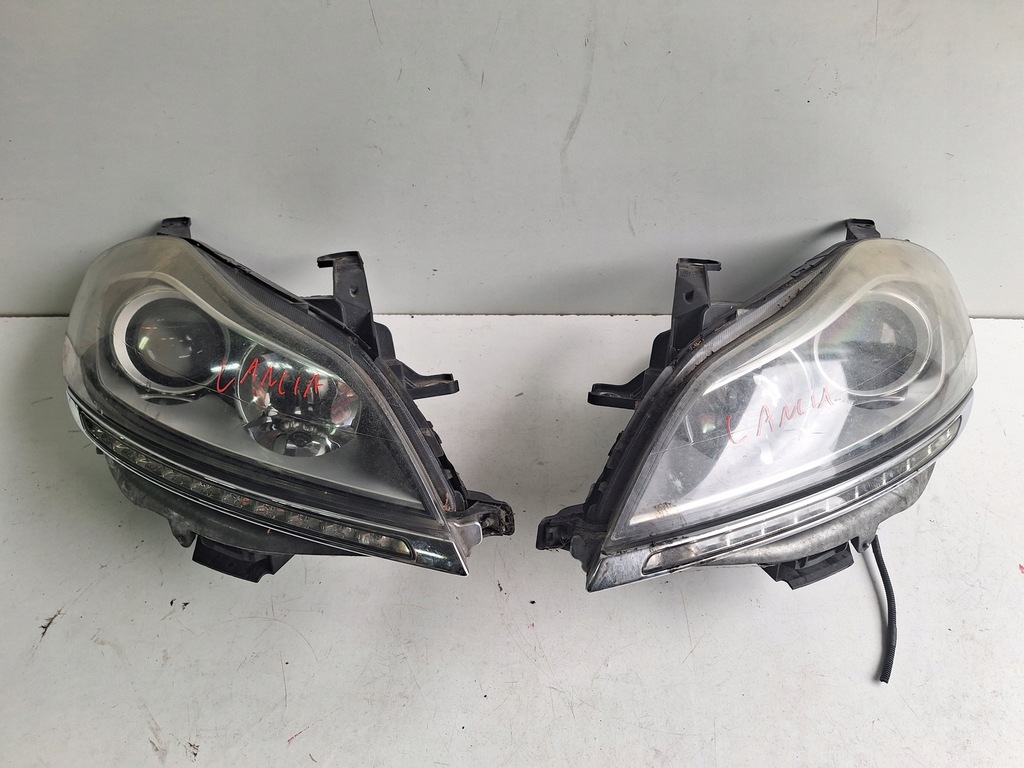 фото №1, Lancia delta 08-14 лампа левая uk + led