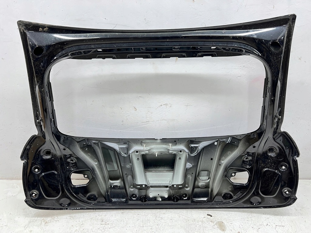 фото №8, Крышка багажника багажника задняя audi a1 8x 3 дверь