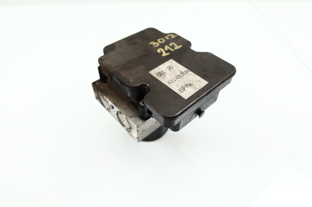 Купити Mercedes w212 e-klasa рестайлінг  2.2 cdi насос гальмівна abs 2124311948