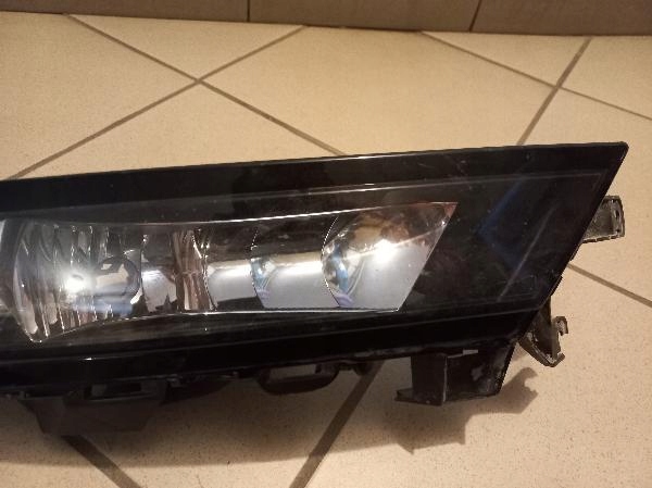 фото №3, Фара противотуманный skoda оригинальный номер 5ja 941 700 d