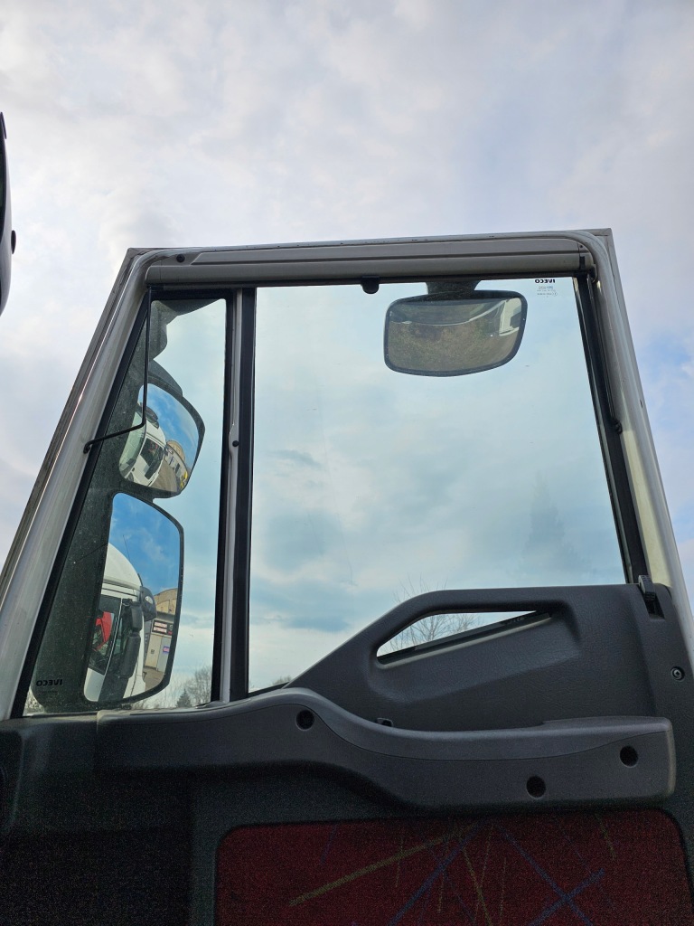 фото №4, Шторка жалюзі сонцезахисний скло двері правих iveco stralis