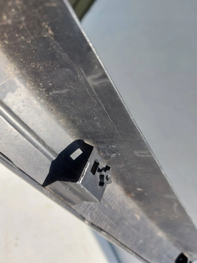 фото №11, Mitsubishi pajero 06- logo решітка радіатора решітка радіатора