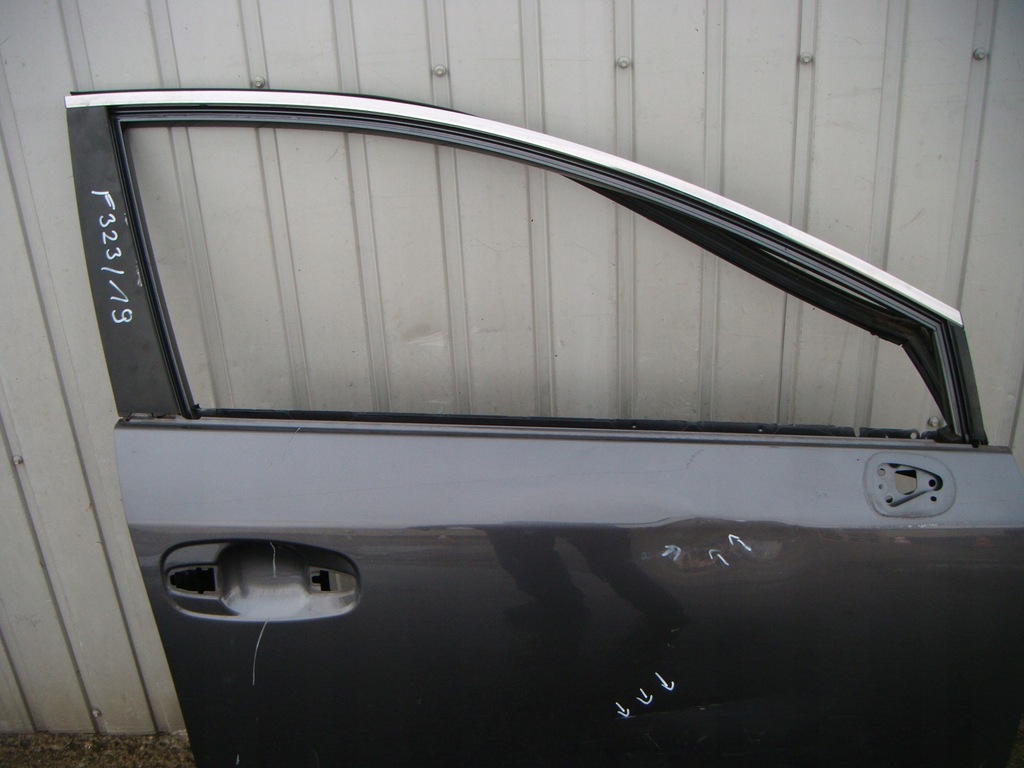 фото №12, Toyota avensis t27 09-16 двері правий перед