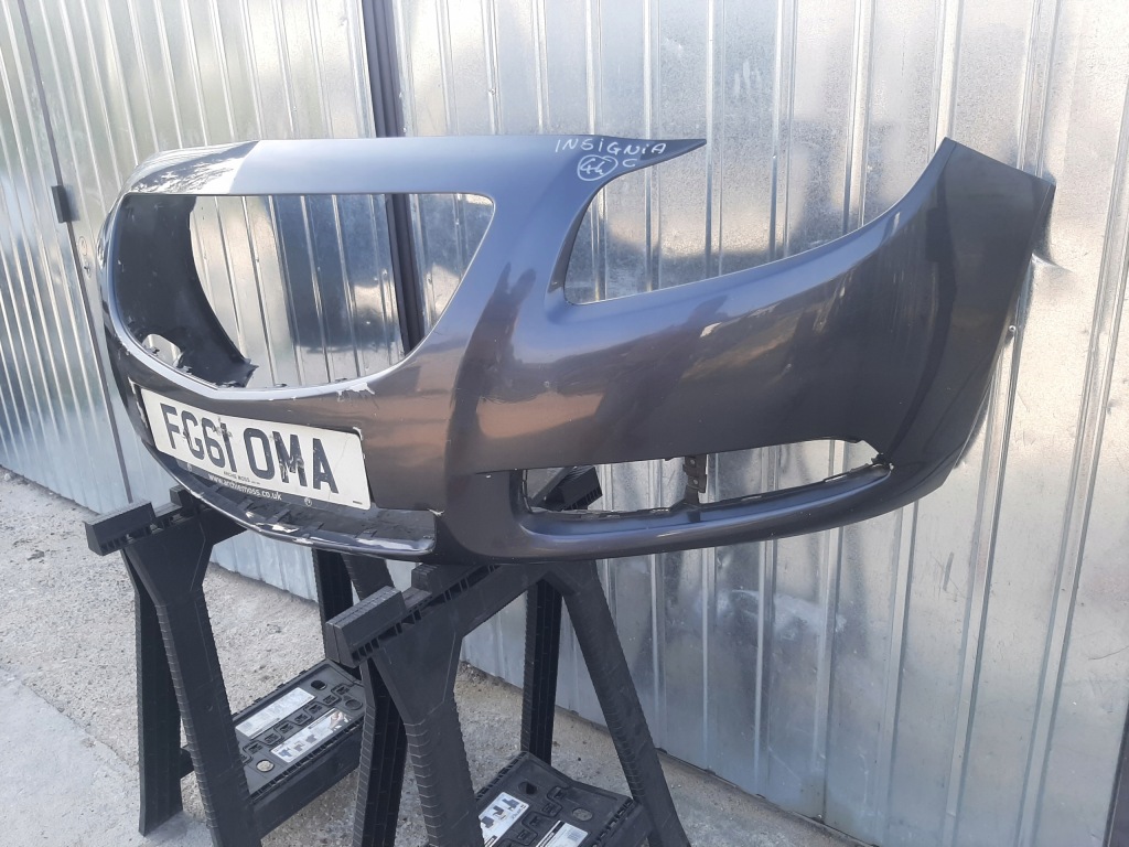 Купити Бампер перед передній opel insignia a 2008-2013 колір z177