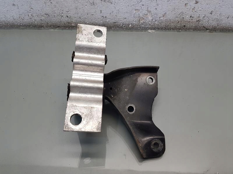 фото №3, Кронштейн подушка двигателя dacia sandero i 1.4 mpi