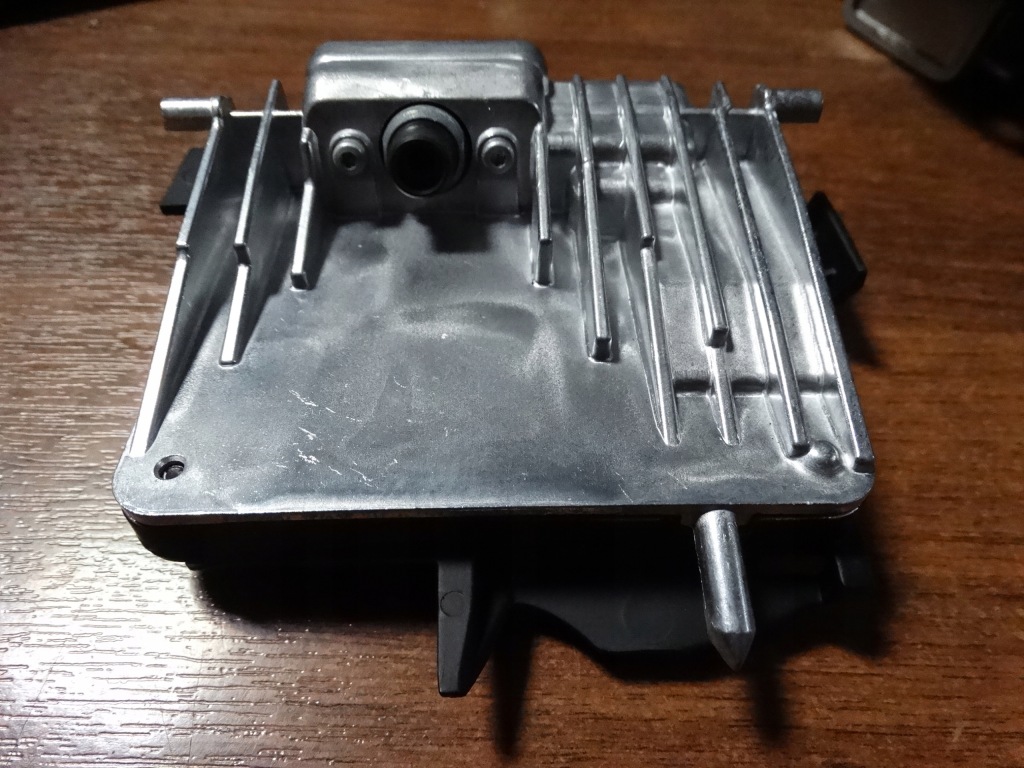 фото №1, Idealna камера стекло передней mercedes w222 1