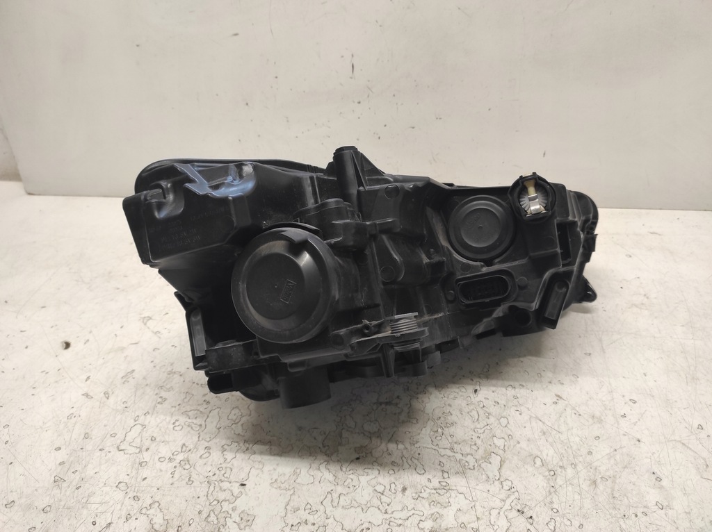 фото №7, Skoda scala 19- лампа левая перед 657941015