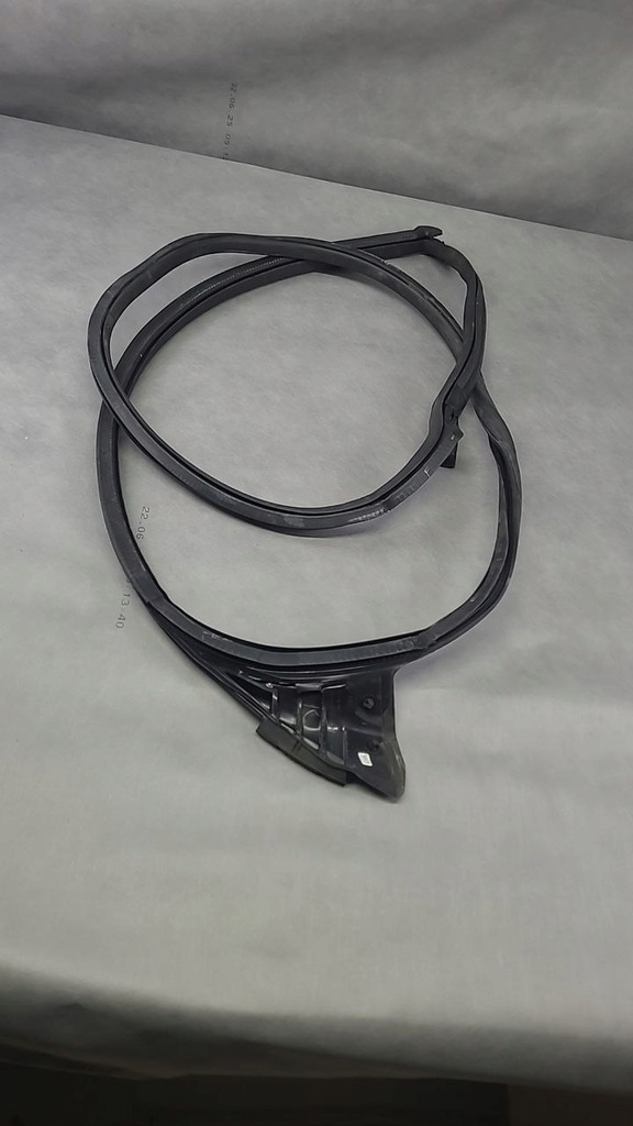 фото №1, Прокладка двері перед внутрішня права audi q8 sq8 rsq8 оригінал