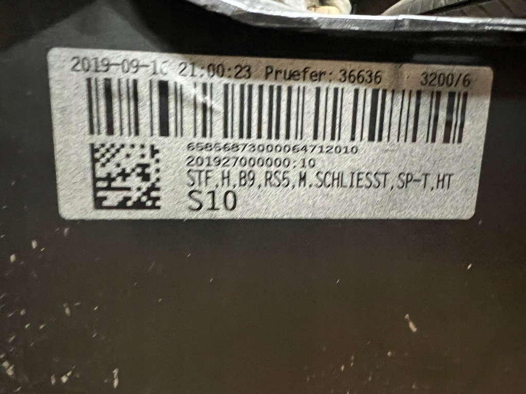 фото №16, Бампер задний бампер задняя audi rs5 s5 a5 8w карбон 8w6807521af ly9t