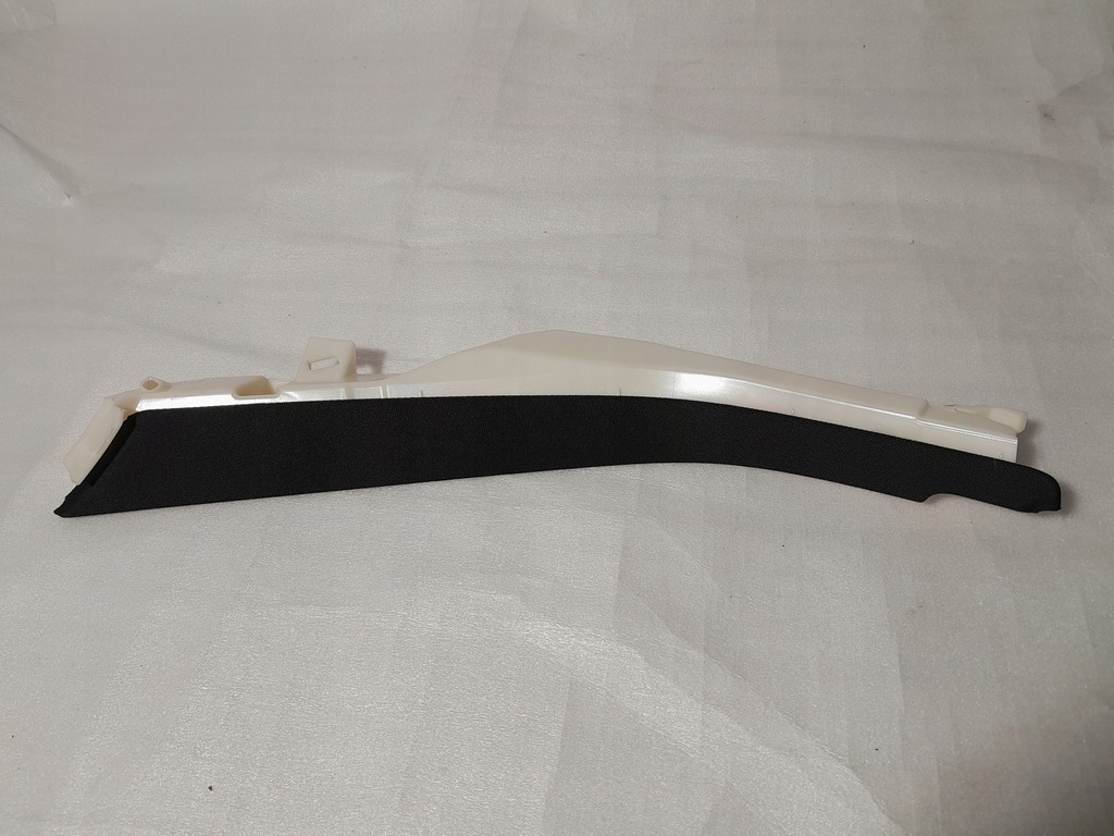 фото №1, Audi q8 4m защита обшивка стойка 4m8880755