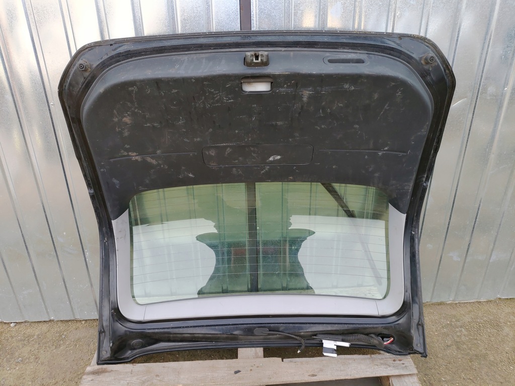 фото №14, Крышка багажника задняя багажника honda frv fr-v b92p 05-09