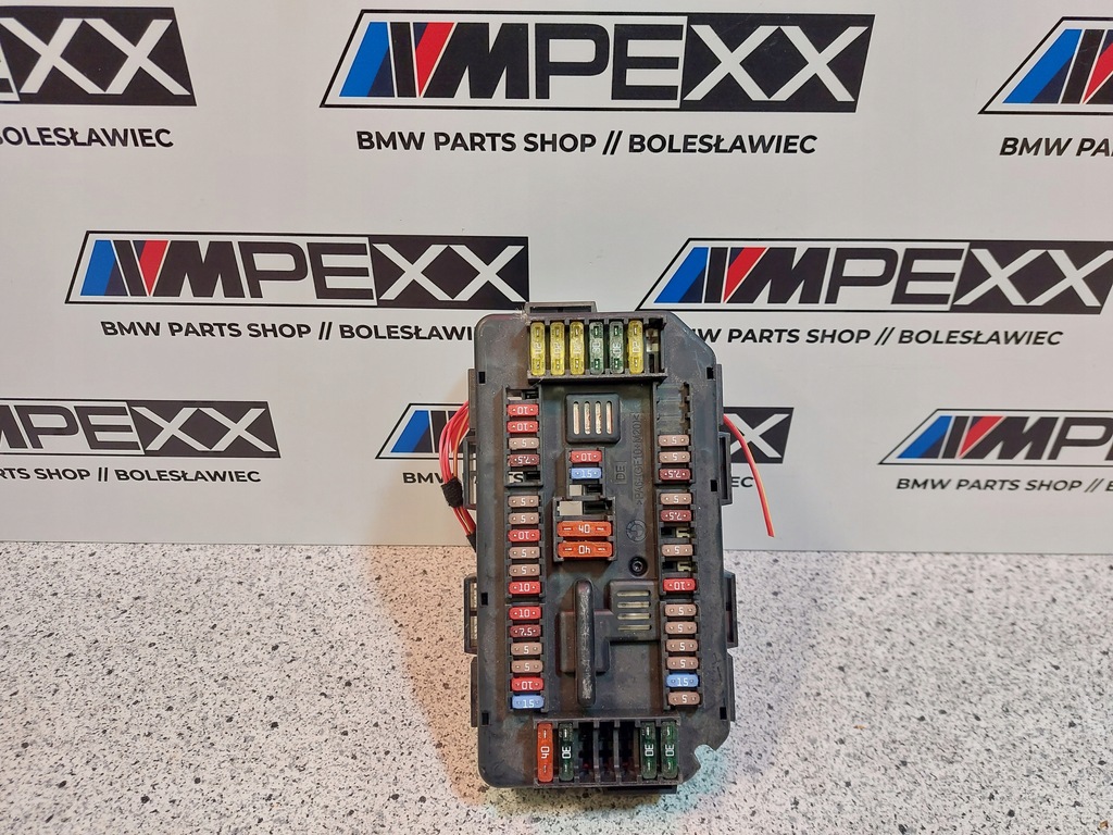 фото №1, Bmw f20 f30 коробка предохранителей 9224879