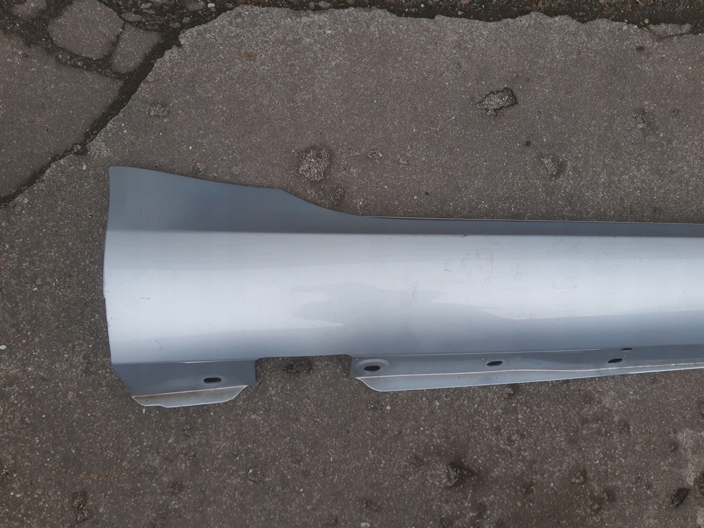 фото №2, Mercedes slk r171 правая накладка порог