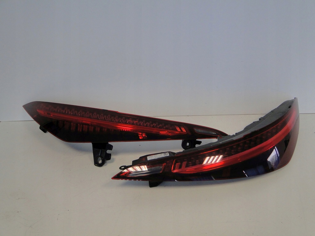 фото №2, Mercedes sl 232 r232 лампа задняя правая a2329061600