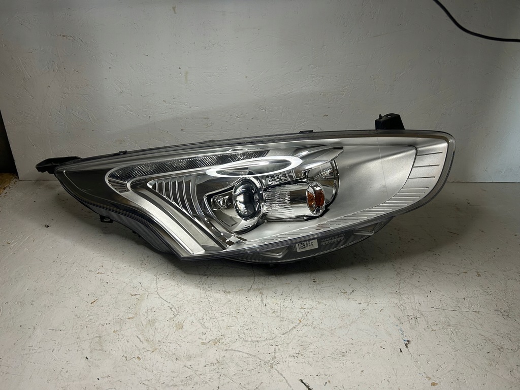 фото №1, Ford b-max лампа права лінза + led oryg eu
