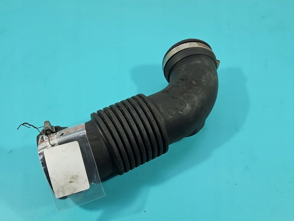 Купить Труба шланг интеркулер renault master iii 10-24 165763705r 2.3 dci