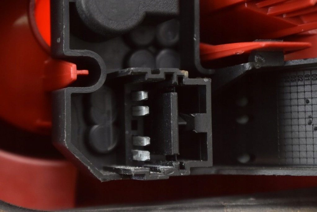 фото №7, Лампа ліва задня задня 8200014363 renault vel satis 02-05