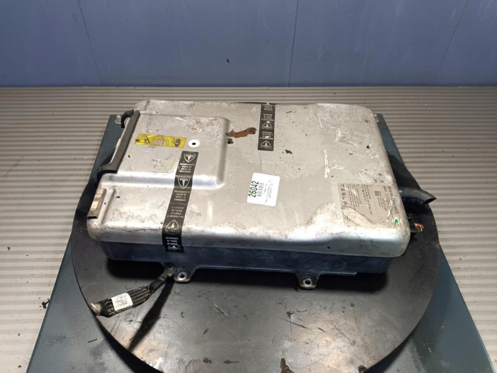 фото №1, Tesla s інвертор перетворювач 1014963-00-j