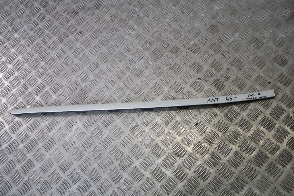 Купить Правая молдинг стекло bmw x5 f15 mineral weis 7292406