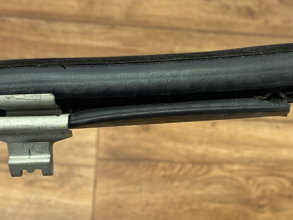 фото №8, Прокладка молдинг дверь левый задняя dodge charger 2015+ usa