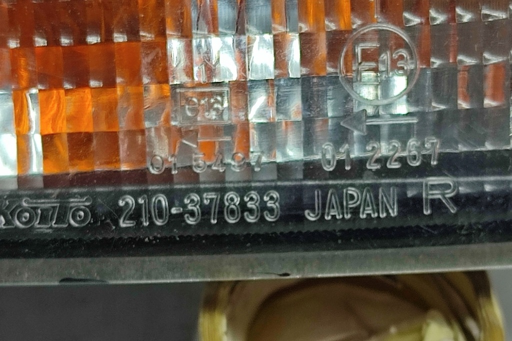 фото №8, Передня права лампа поворотник mitsubishi galant vi ea_ 21037833