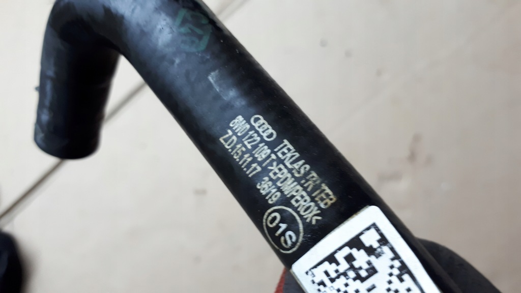 фото №4, A4 b9 lift шланг wąż wody 2.0 tfsi a5 8w