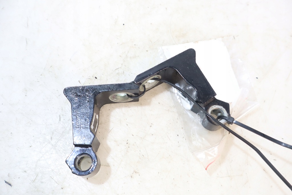 фото №2, Петли дверь левый задняя skoda scala