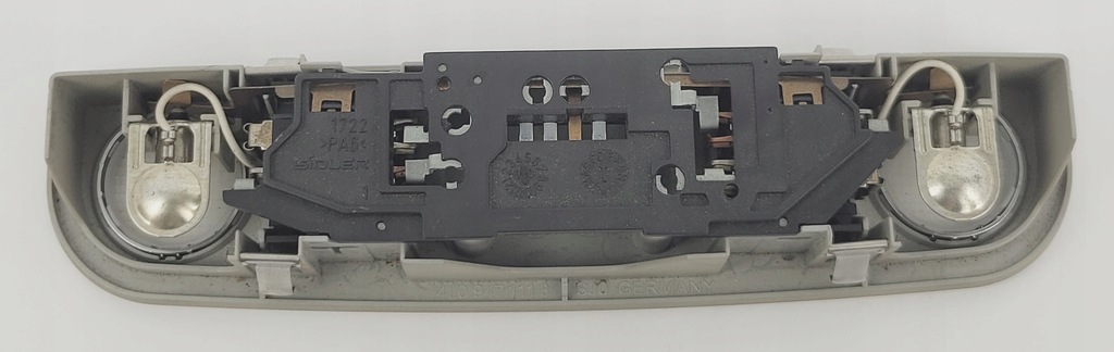 фото №5, Audi a6 c6 лампа потолка потолочный задняя задняя бежевая 4l0947111b