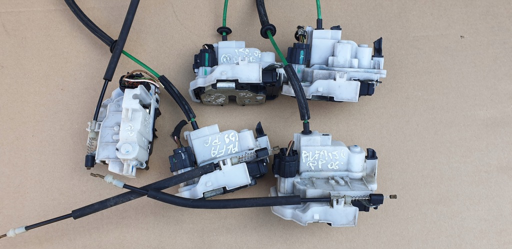 фото №1, Замок двері alfa romeo 159 2005- pp 5 pin