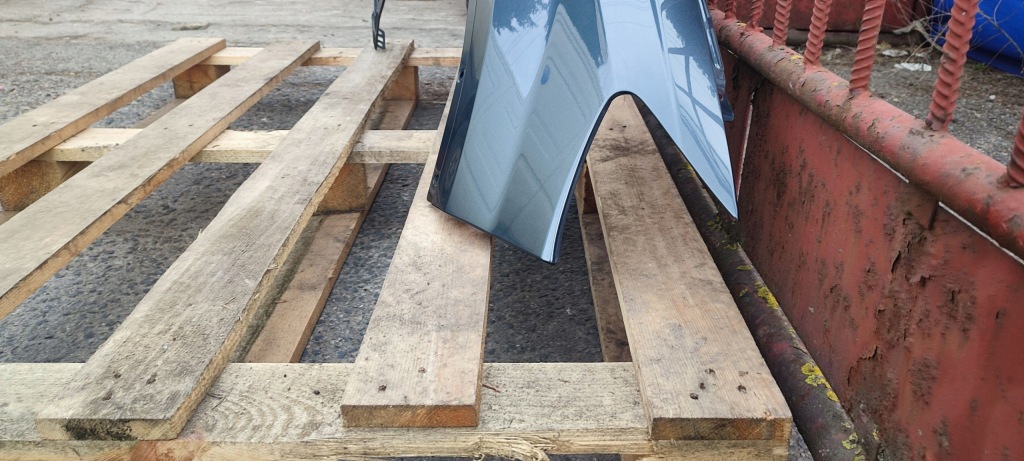 Крыло  aluminiowy правый  перед передний audi q7 4m 1.15-12.19 дорестайлинг  lx7r в Украине