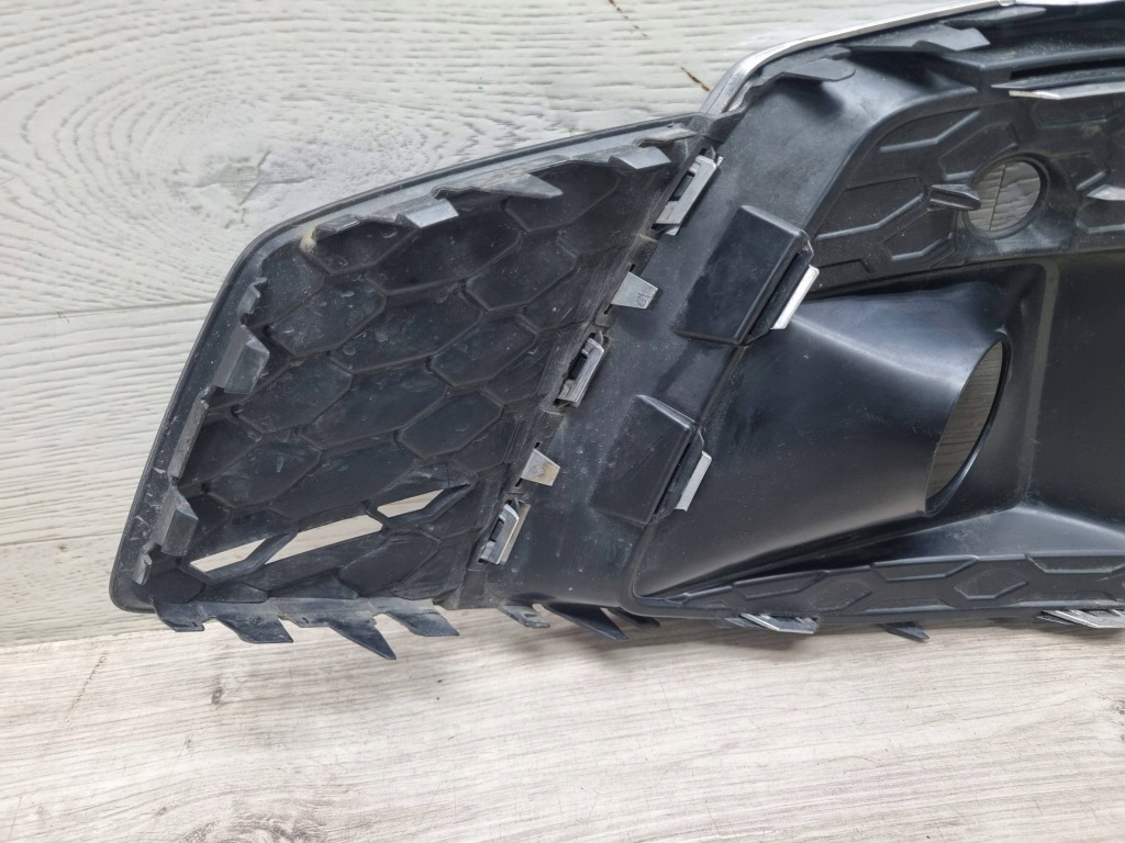 Audi a5 2021 перед сторона правая решётка нижняя бампера передний Недорого