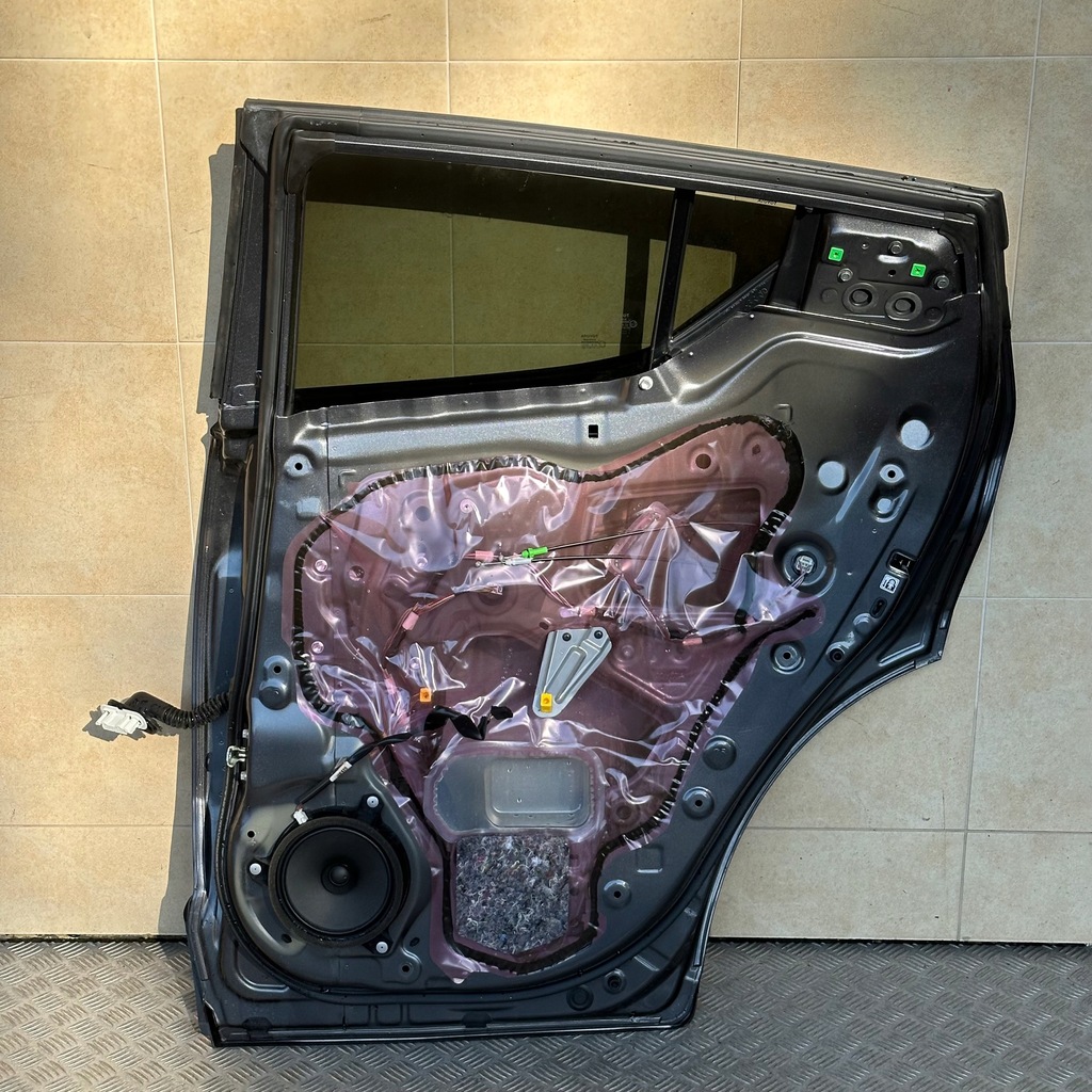 фото №7, Двері задні праве toyota c-hr hybrid 2019 rok