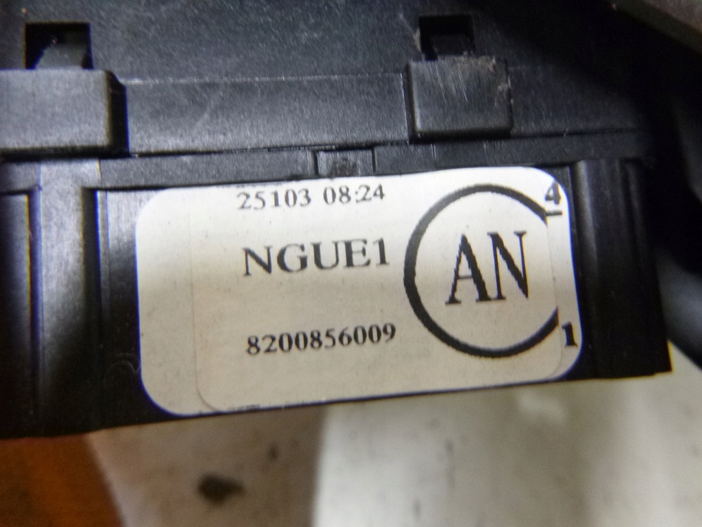 фото №8, Перемикачі двірник поворотники renault twingo ii 2013r. 8200856009