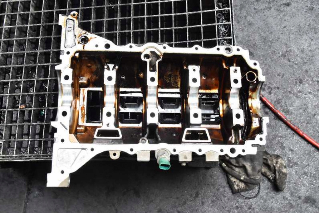 фото №14, Блок dół двигателя wał mbgu30 peugeot 207 1.4 vti 95 km 06-09