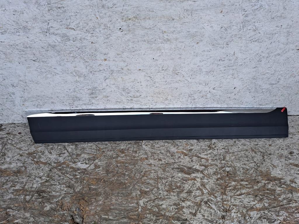 фото №2, Vw t-roc молдинг двері правий перед оригінал