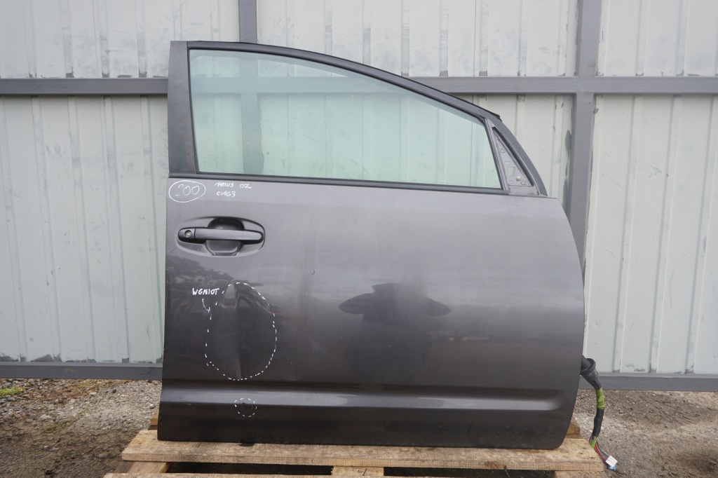 фото №1, Toyota prius ii xw20 2003-2009r цвет 1g3 дверь правое передние 6700147040