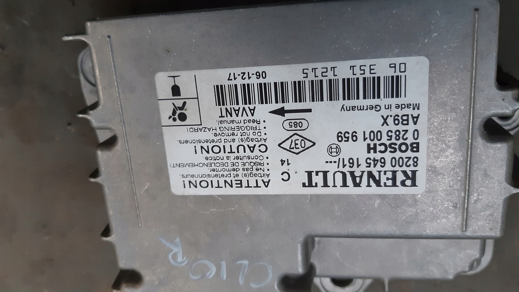 фото №8, Приборная панель консоль подушки безопасности ремни датчик kpl renault clio iii