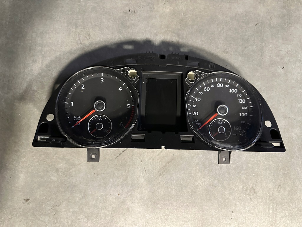 фото №1, Счетчик приборы passat b7 3aa920970a