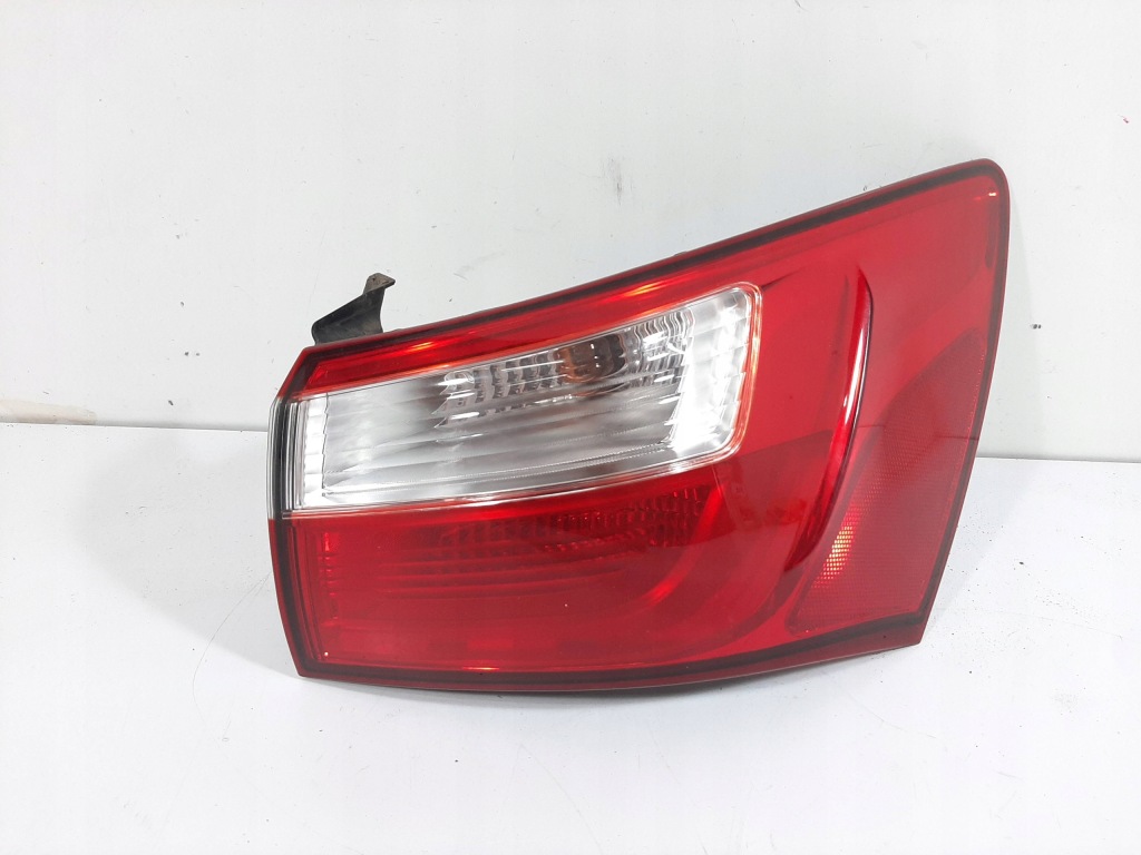 фото №1, Kia rio iii sedan 13r лампа правый задняя 92402-1w0
