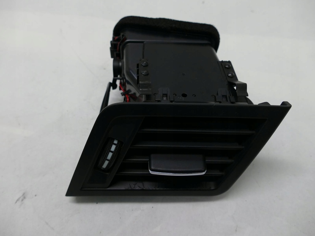 фото №1, Mercedes c207 a207 cabrio решётка обдув правая