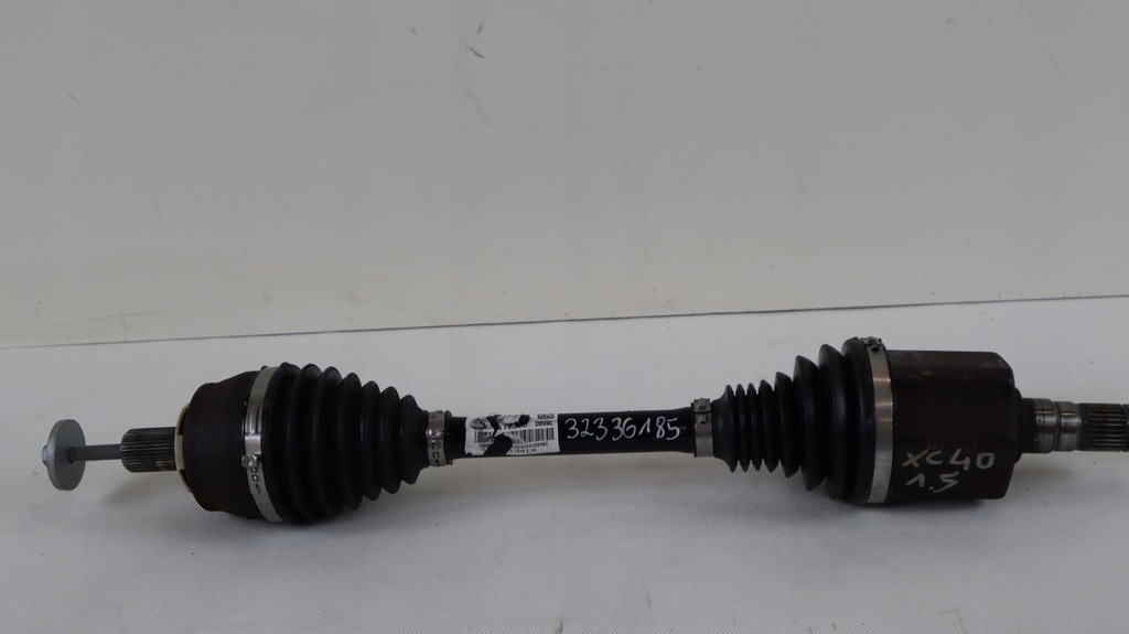 фото №1, Volvo xc40 1.5 t3 приводной вал левая перед 32336185