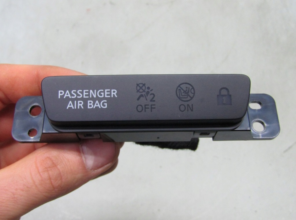 Купить Leaf 2 20r индикатор замки ремней подушка безопасности дисплей центрального замка