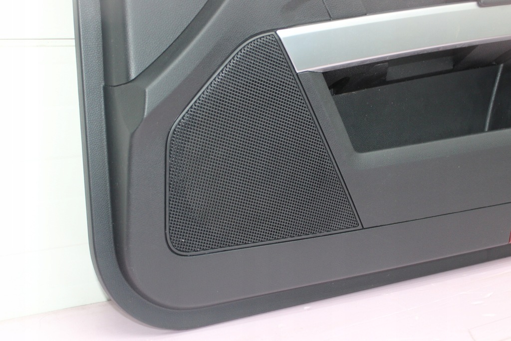 фото №8, Mercedes x204 glk обшивка правый перед передний std