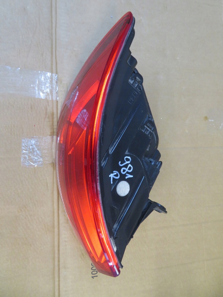 фото №9, Лампа задняя левая 8w9945069 audi a4 b9 kombi