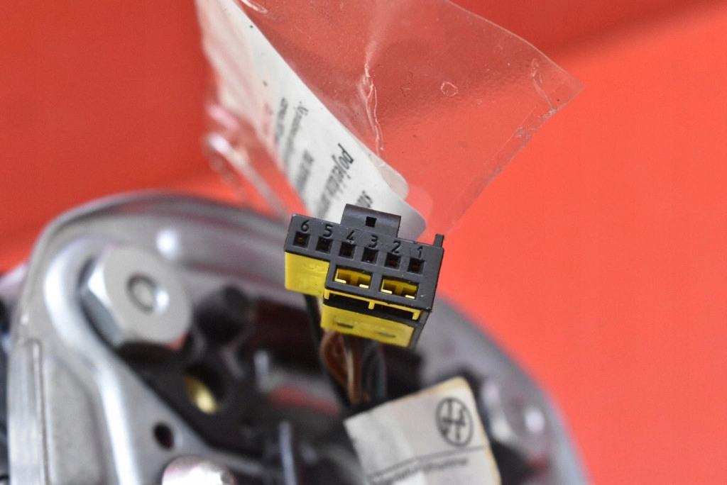 фото №7, Подушка безопасности подушка воздушная водителя 6772866 bmw e90 e91 04-10