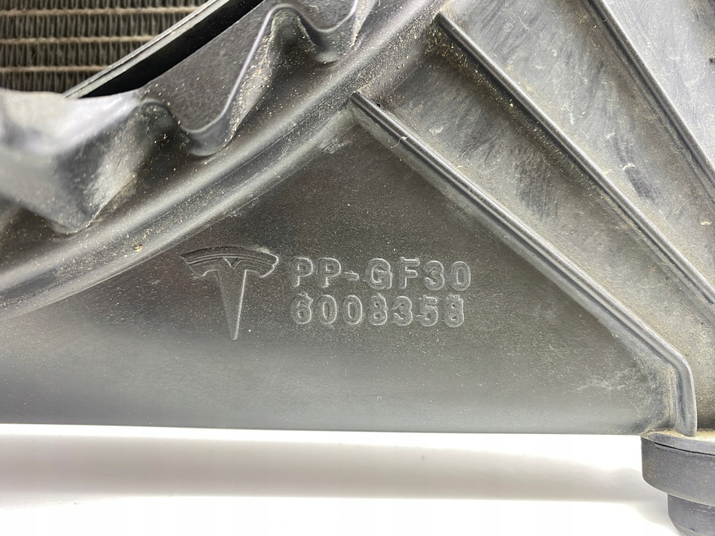 фото №13, Радиатор кондиционера правая tesla s eu org - комплект