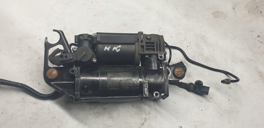 фото №5, Компрессор насос подвеска 7l8616007 touareg q7 4l